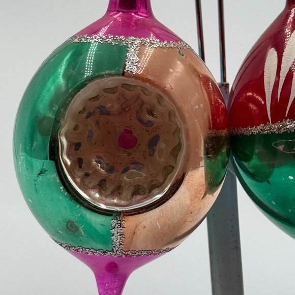 2 VTG MERCURY MICA GLASS INDENT HANDPAINTED CHRISTMAS ORNAMENTS Teardrop Pinks - Picture 4 of 14